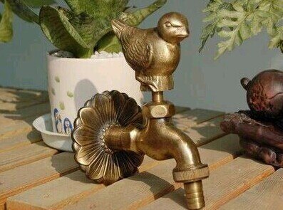 Decoratieve buitenkraan landelijk dierlijke vorm tuin Bibcock met antieke brons mus vogel Duif kraan voor wasmachine