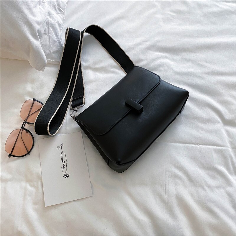 lässig Pu Leder Kleine Schulter Taschen Für Frauen Mit Breiten Gurt Weiblichen Einfarbig Crossbody Bote Reise praktisch Taschen: Schwarz