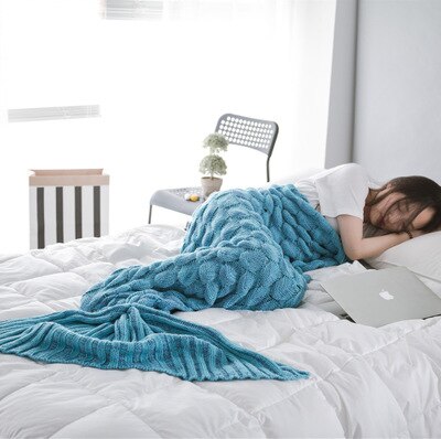 Colorful Mermaid Tail Blanket Crochet Mermaid Blanket For Adult Super Soft All Seasons Sleeping Knitted Blankets: blue / 60X140cm
