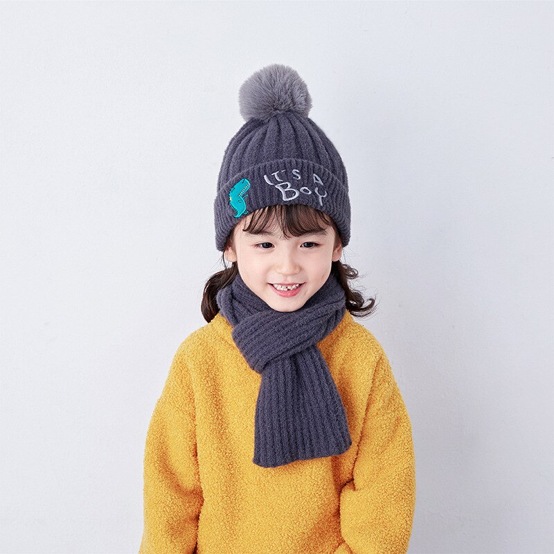 Doitbest conjunto de gorro infantil de 2 a 7 anos, conjunto com letras e cachecol, 2 peças, para meninos e meninas, gorro de inverno: CINZA-ESCURO