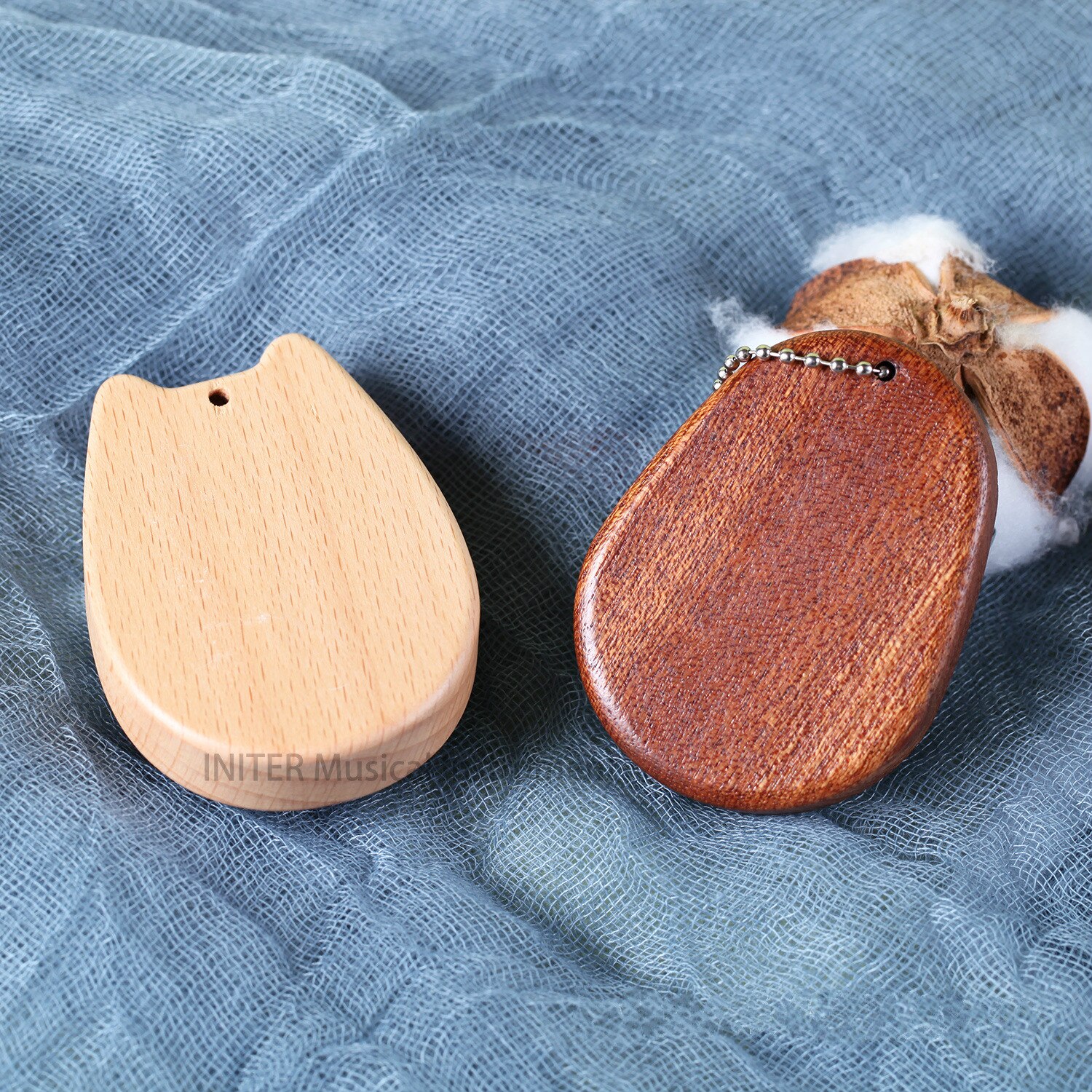 8 Keys Mini Kalimba Solid Mahogany Thumb Piano 8 Keys Solid Wood Kalimba Mini Kalimba Pendant Mini Harp Christmas