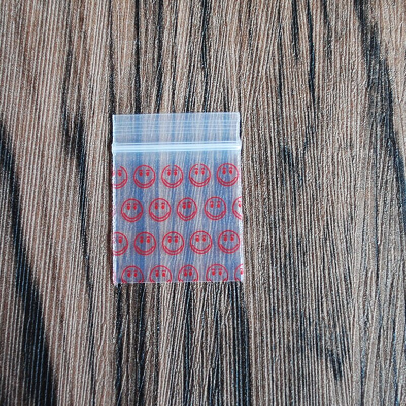 Billigare liten plastpåse med blixtlås ziplock-påse ziplock-pillerförpackningspåsar mer storlek mini zip-låspåsar plastförpackningspåsar: Leende