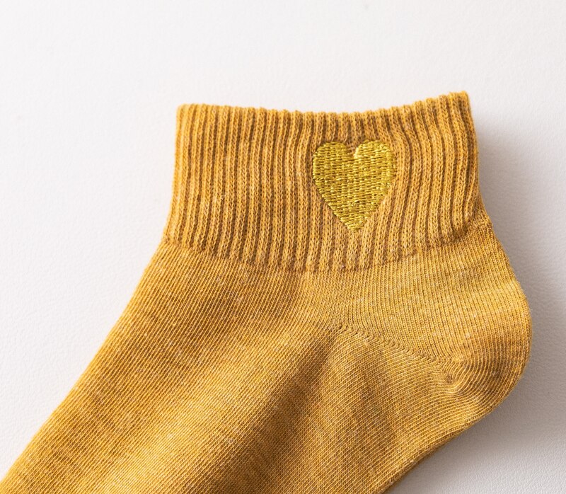 1 Pair Harajuku Cute Candy Color Sports Casual Socks Happy Funny Heart Ankle Socks Embroidery Ladies Cotton Soild Slippers: Yellow