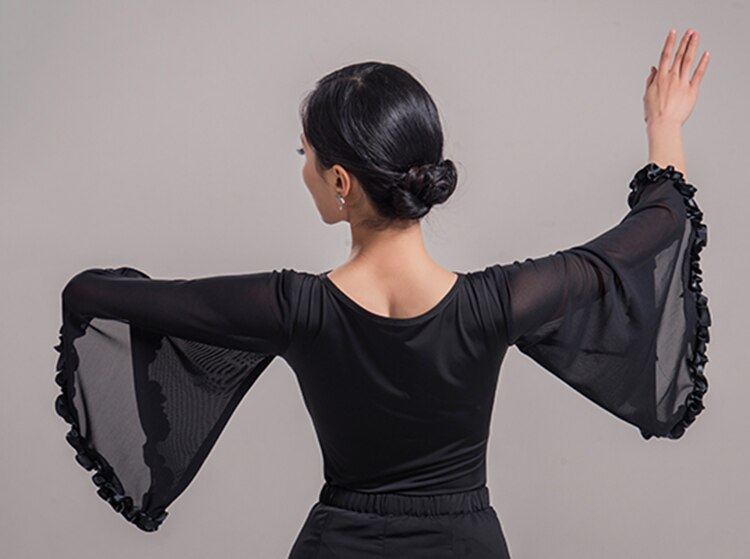 Ballroom Waltz Dresses Top Shirt Dance Competition Dresses Ballroom Dress Standard D0144 Tango Black with Bell Sleeve Ruffles
