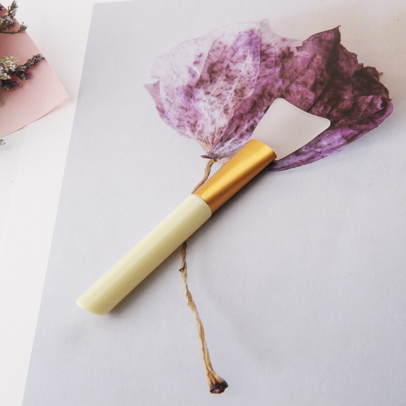 S'AGAPO 1PCS Face Beauty Silicone Facial Mask Brush Soft Head Silicone Brush Homemade Makeup Mask Application Brush: Yellow