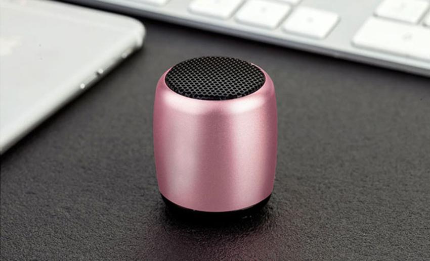 Metalen Super Mini Draadloze Luidspreker Draagbare Kleine Zakformaat Met Selfie Afstandsbediening Microfoon Lanyard: Rose gold