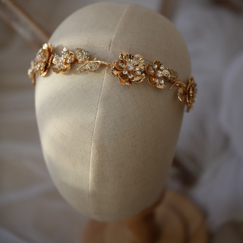 Delicate Goud Kleur Bloemen Vrouwen Crown Bruiloft Haar Tiara Crystal Bruids Hoofddeksel Handgemaakte Vintage Haarband: Licht Geel Goud Kleur