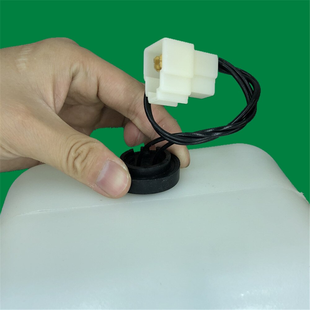 Voor Hitachi Zax EX200 Kat E320 Bcd Graafmachine Auxiliary Water Tank Water Opslagtank Spare Kleine Ketel Graafmachine Accessoires