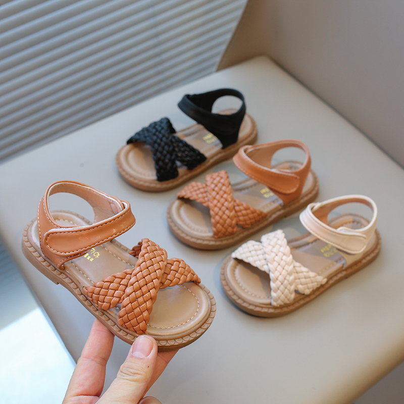 Girls Sandals Kids Princess Beach Shoes Brand Cross Tied Weave Style Children Summer Sandals Soft Cute