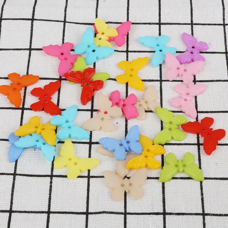 23x17mm Naaien 50 stks/partij Gemengde 2-Gaten Hars Vlinder Knoppen Scrapbooking Accessoires DIY Thuis Kleding