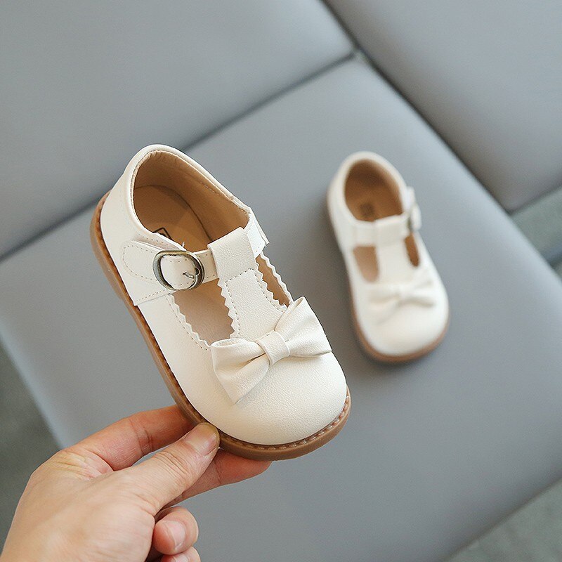 Zapatos de cuero para niña pequeña, mocasines de princesa con correa en T de mariposa, Lolita negra británica, para otoño de 3 a 6 años: Marfíl / 29(insole 17.6cm)