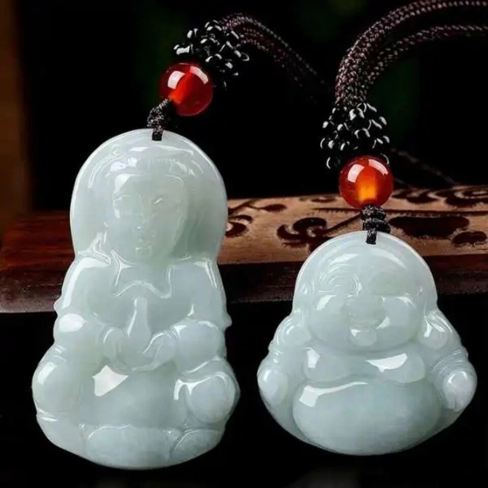 Pendentif bouddha Guanyin en émeraude naturelle, bijou sculpté à la main, amulette, porte-bonheur pour homme et femme,