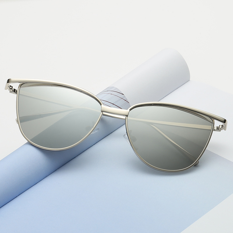 Brand cat eye red sunglasses ladies vintage shades tinted color lens women eyewear yellow sun glasses oculos uv400: Silver