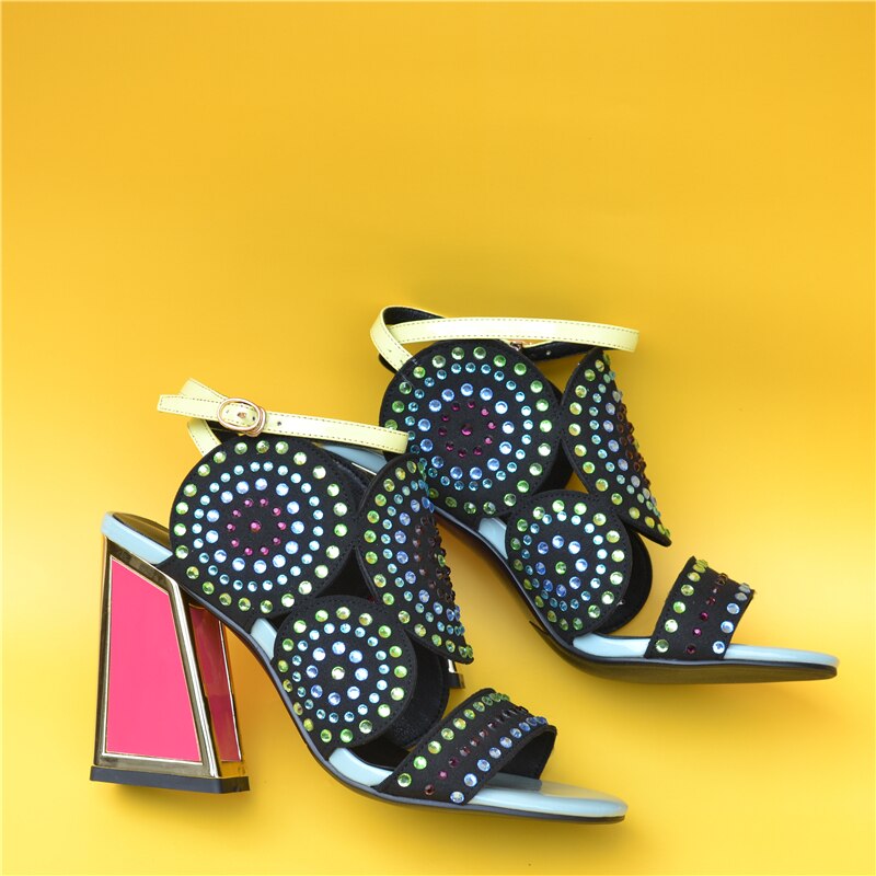 Strass bling bling højhælede sandaler krystal kvinder bryllupssandaler chunky hæl sommersko ankelbælte gladiator sko