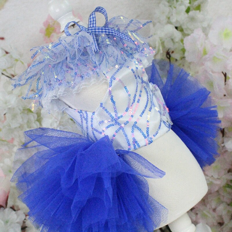 Vestido de perro hecho a mano con lentejuelas de cachorro azul, ropa de hilo multicapa, tutú de princesa, vestido de boda para perros pequeños, foto artística de Chihuahua