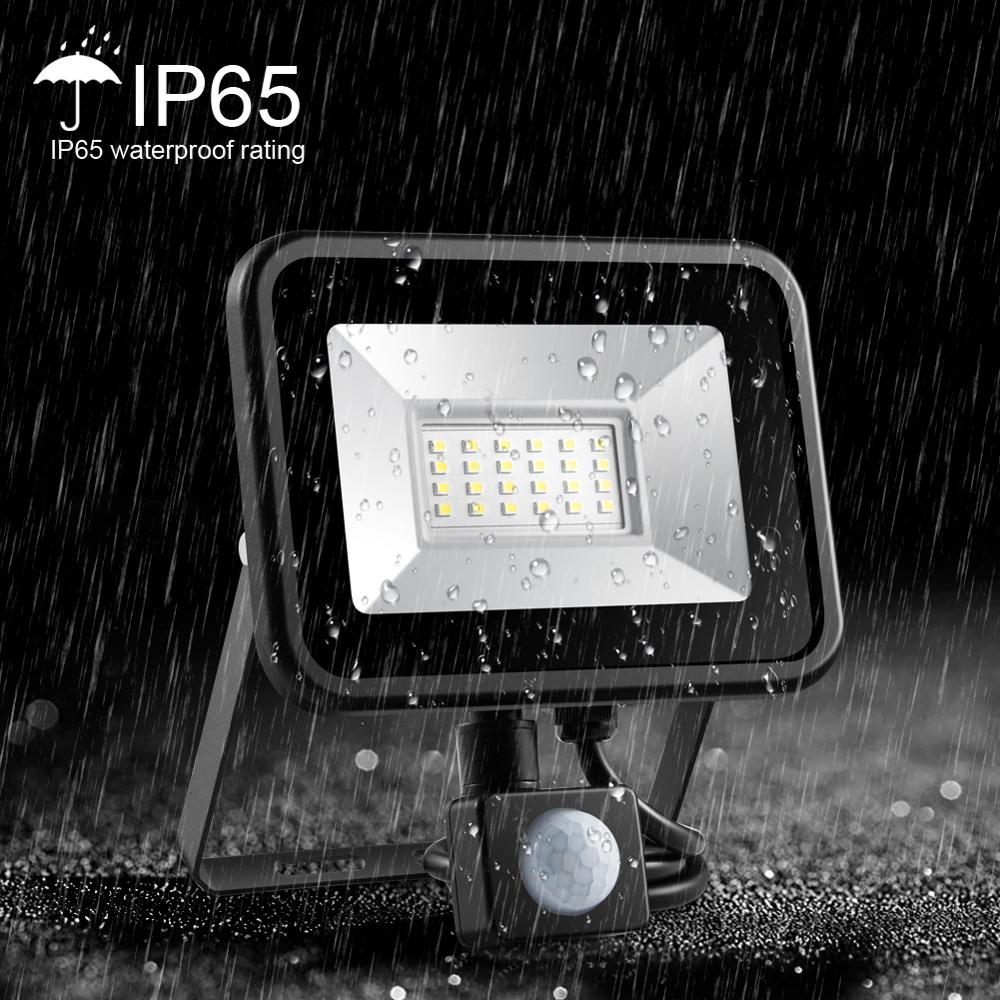 Eslas Led Floodlight 10W 20W Outdoor Spotlight With Motion Sensor AC 220V Waterproof IP65 LED PIR Reflector Projector for Garden