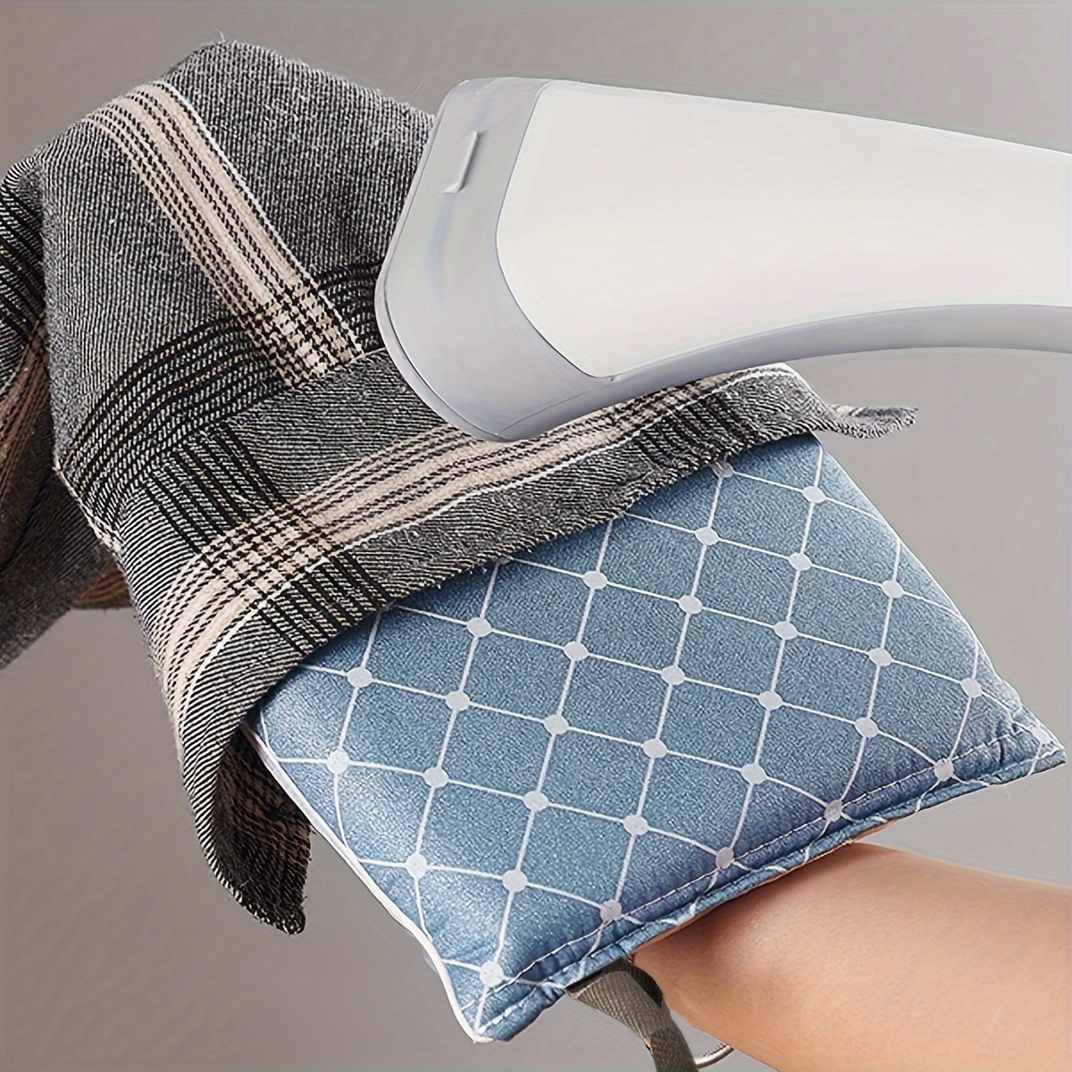 1 st Wasbare Strijkplank Mini Verbrandingsbeveiliging Handschoenen Ijzeren Pad Cover Hittebestendig Vlekbestendig Strijkplank voor Kleding: Bordeaux