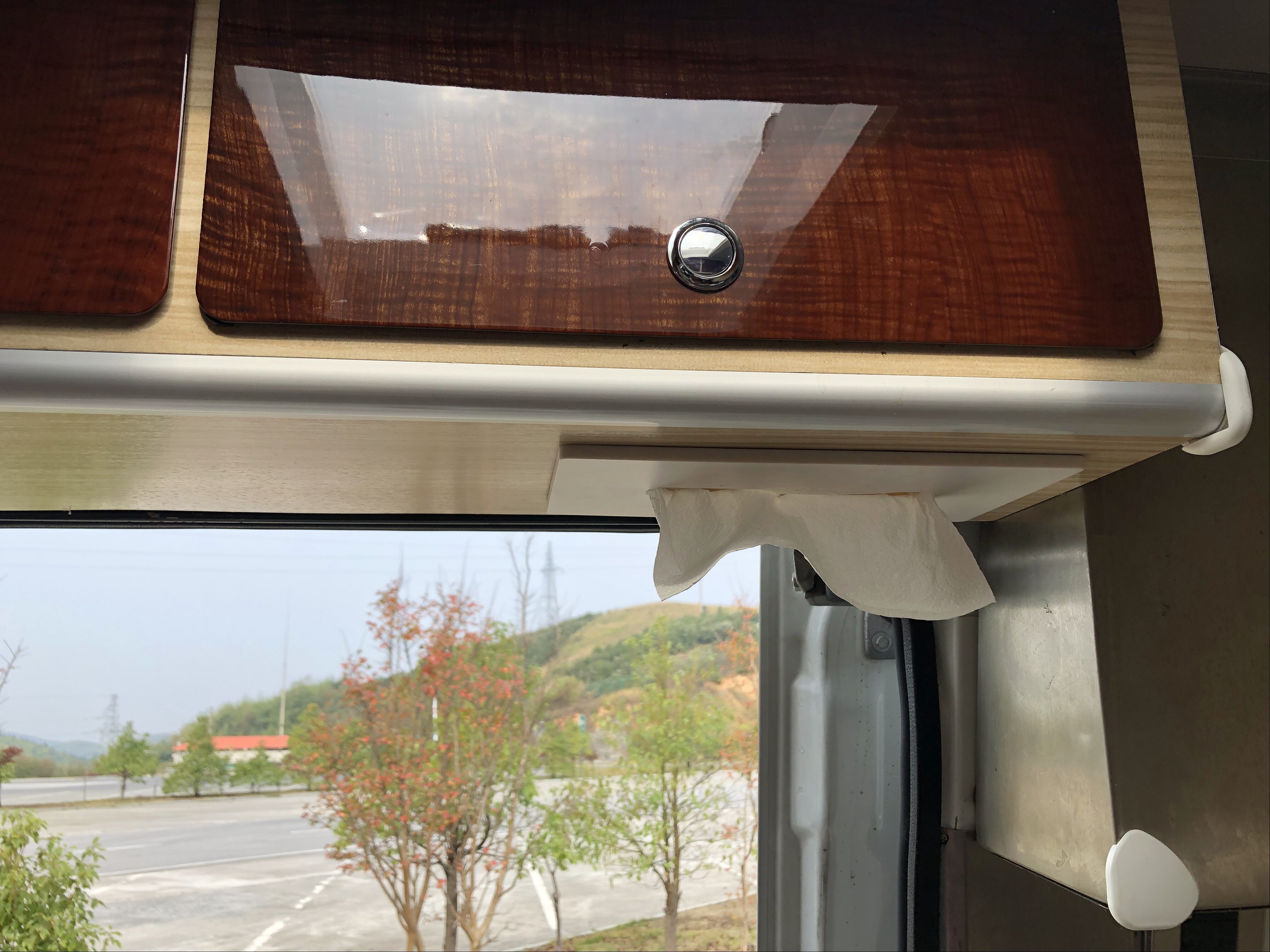 20 Pcs / box Diameter 20 mm Camper Car Push Lock RV Caravan Boat Drawer Latch Button Locks For Furniture Hardware