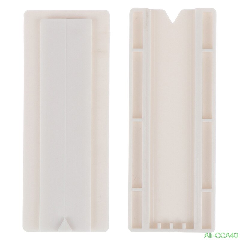 1pc sans couture poinçon-free Plug autocollant support mural Fixer multiprise supports stockage pour prises supports muraux support de support d'étagère