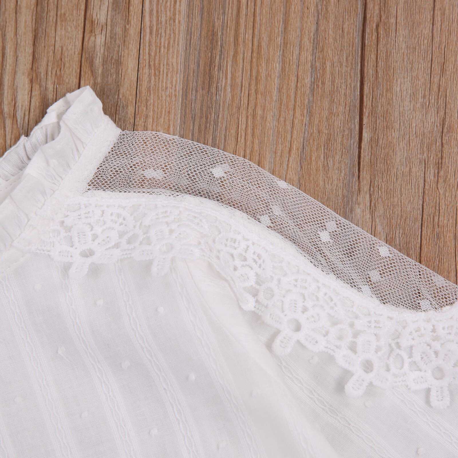Chemise en dentelle de couleur unie pour petite fille, haut à manches longues transparentes à col ras du cou en dentelle pour bébé, vêtements d'embellissement de fleurs de perles
