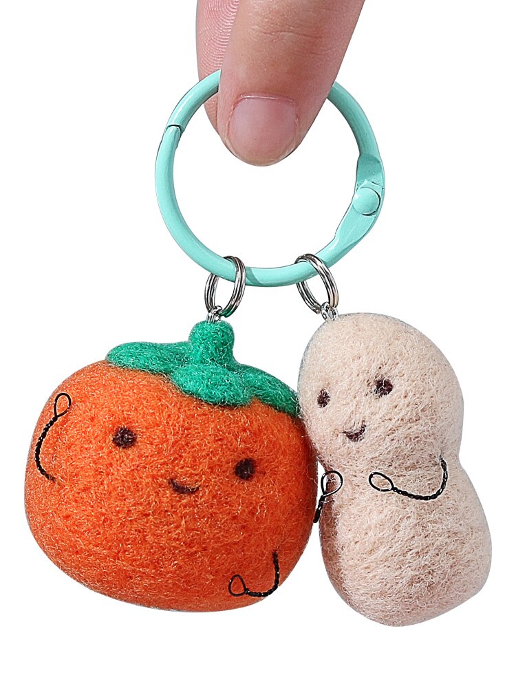 Zara pendant wool needlepoint kit wool felt needle felting pendant craft needlecraft DIY handmade