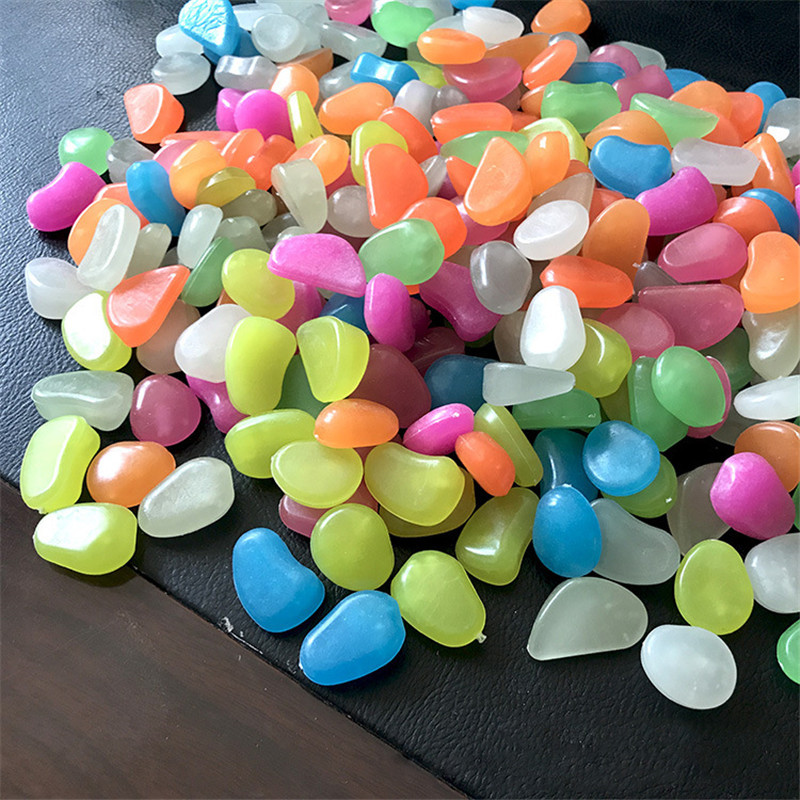 Glow in the Dark Garden Pebbles Glow Stones Rocks for Walkways Garden Path Patio Lawn Garden Yard Decor Luminous stones 5pcs