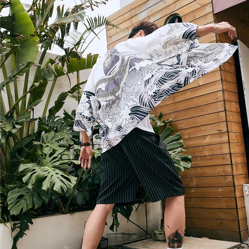 Kimono Men Japanese Kimono Traditional male kimono cardigan men harajuku streetwear samurai costume yukata male haori obi FF2825