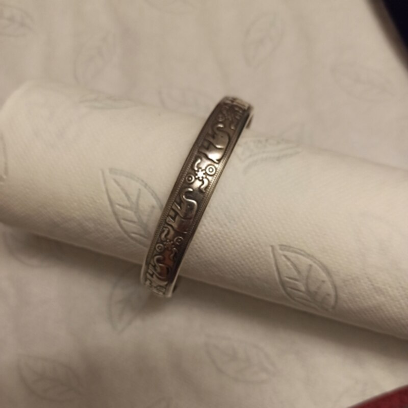 MEYRROYU Silver Color Vintage Distressed Elephant Round Bangle Cute Tai Silver Hand Jewelry Accessories For Women