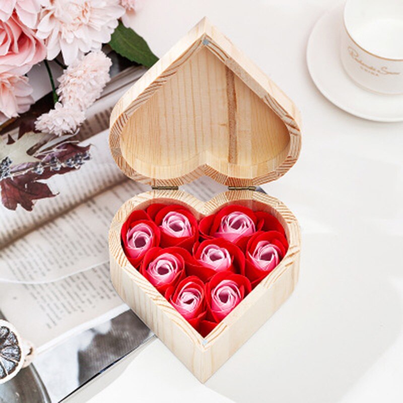 Caja de jabón con forma de corazón de madera, caja de joyería de flores hecha a mano, flor inmortal para el Día de San Valentín, flor de jabón-30: red no bear