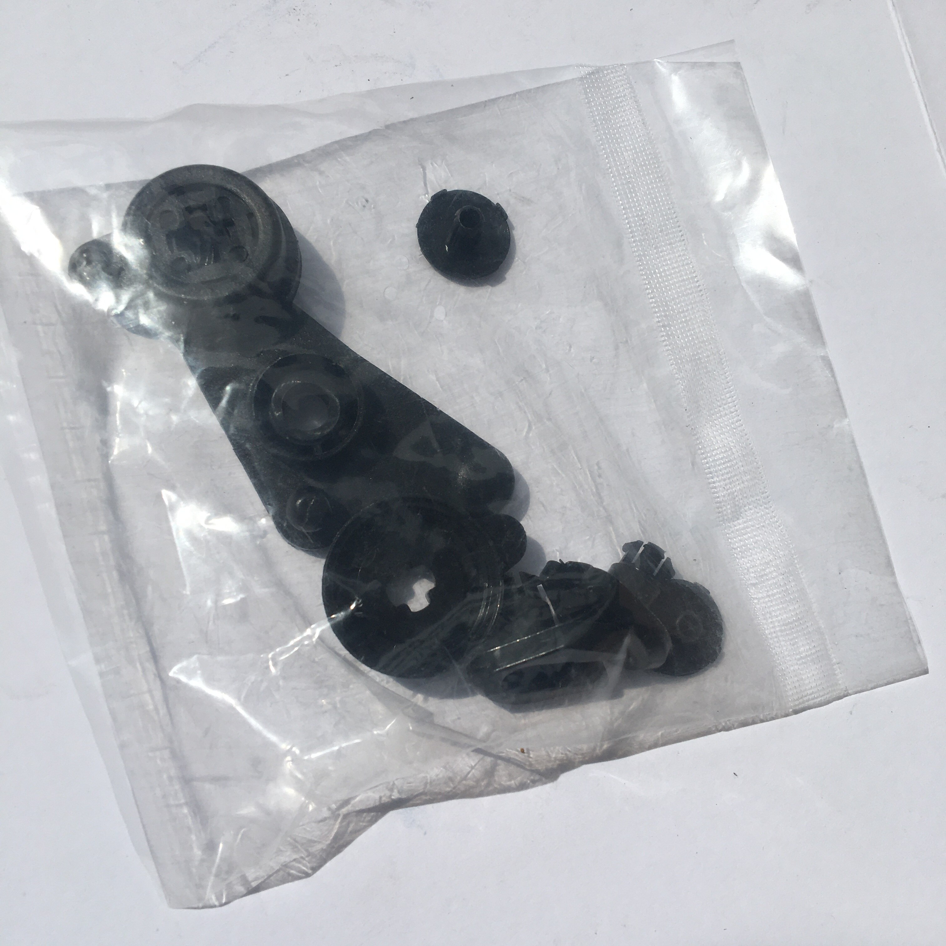 Intake Manifold Lever M272 and M273 manifold to fail is the swirl flap lever 2721402401