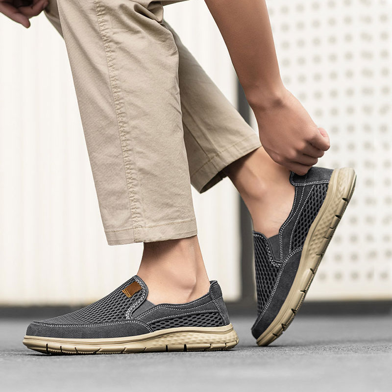 A slip-on loafers, suitable for men's summer breathable casual shoes, light walking shoes, better
