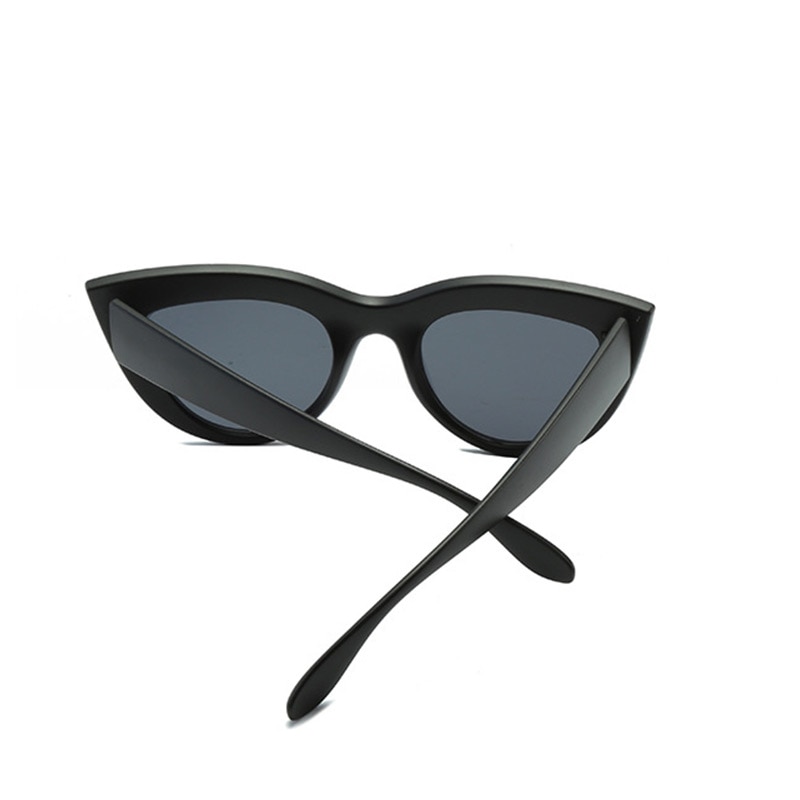 Gafas de sol negras clásicas de ojo de gato para mujer