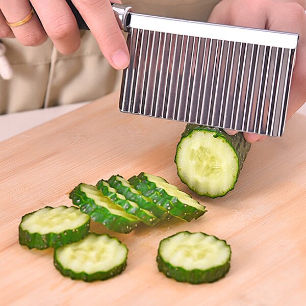 Kitchen wave Edge knife stainless steel wolf tooth potato knife wavy cut chips ripple knife cucumber carrot flower cutter