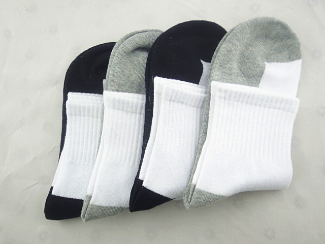 Baumwolle Weiche Socken Atmungsaktiv Schweiß Absorbieren Sport Socken Jungen Mädchen Schule Socken Weiß Schwarz Grau Patchwork Socken 10 Paare/los