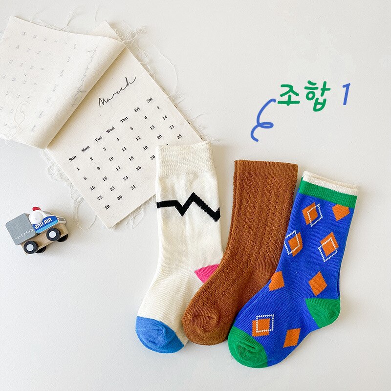neue freundlicher Socken für Mädchen Jungen Besatzung Baumwolle Nette aufbringen Baby vier Jahreszeiten einstellen: Kamm B / 5-8y