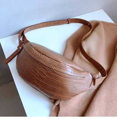 Crocodile taille sacs pour femmes modèle PU cuir nouvelle couleur unie drôle Packs dames ceinture sacs pour téléphone femelle drôle Pack