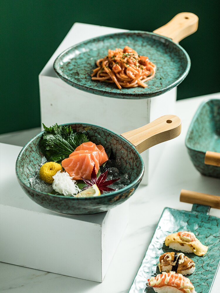 Retro Ceramic Dinner Plate with Wooden Handle Deep Dish Personality Household Restaurant Suchi Plate Ceramic Salad Bowl