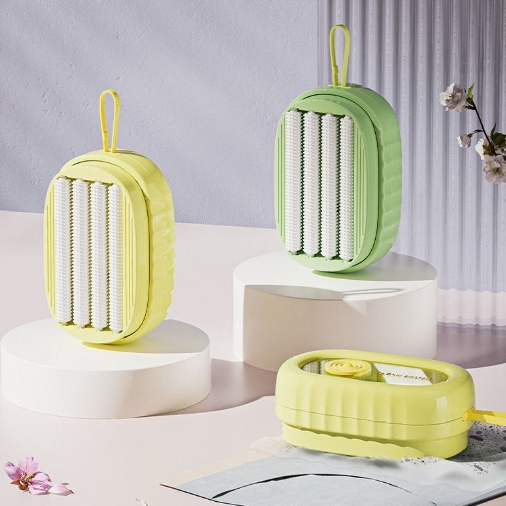 Multifunctionele kledingborstel met zeepdispenser, vloeibare zeepdispenser, wasborstel voor ondergoed, draagbare badkamerreiniger