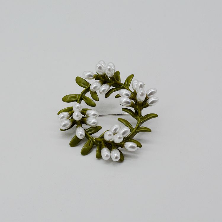 HUANZHI Vintage émail vert couleur plante perles broche arbre Lotus feuille myrtille fleur bambou broche pour femmes bijoux: 15