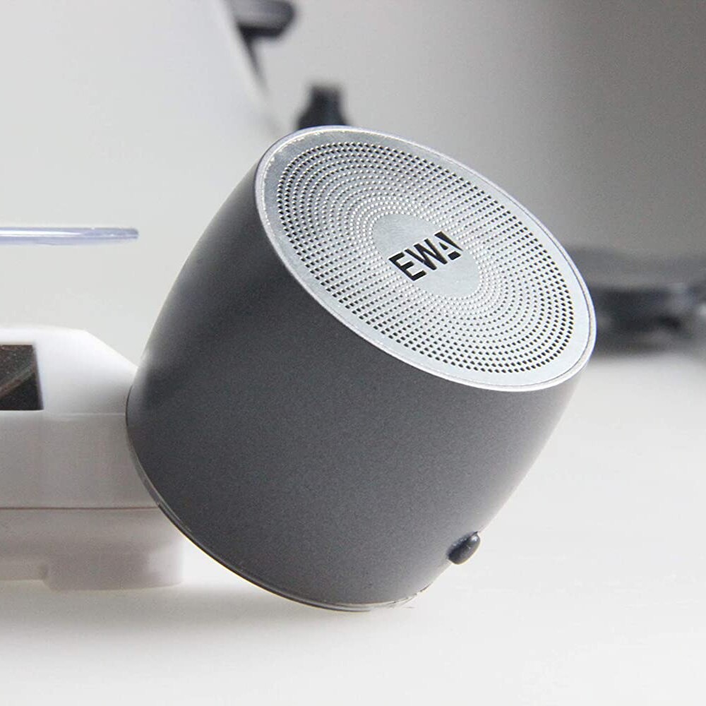 Ewa A103 Portable Bluetooth Speaker Hoge Elasticiteit Dubbele Trillingen Membraan Audiofiele-Grade Subwoofer Mini Metalen Body