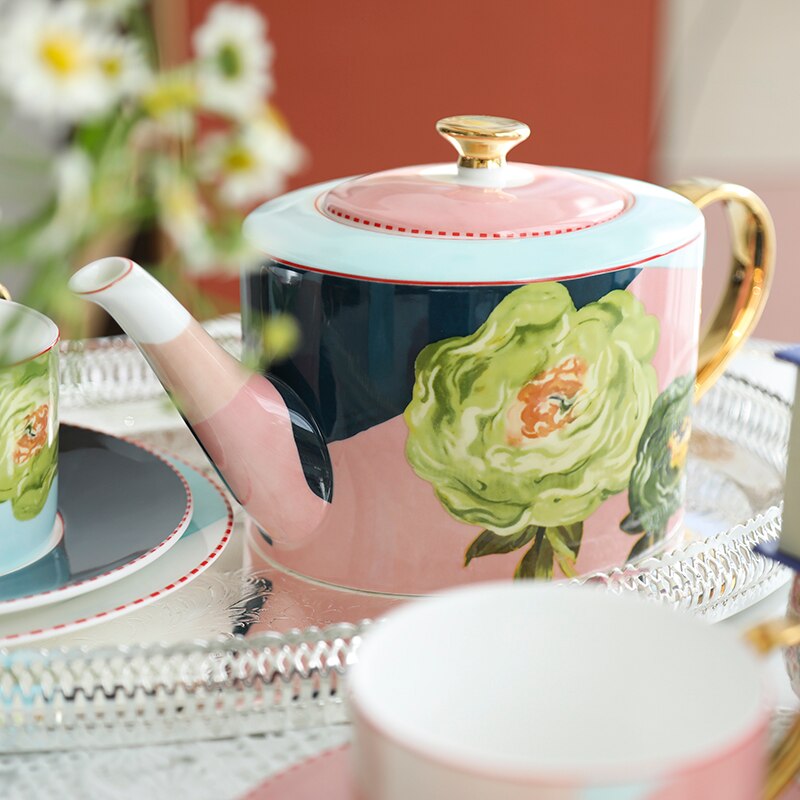 EECAMAIL Bone china English afternoon tea tea set Nordic coffee cup European small luxury small exquisite ceramic British aftern