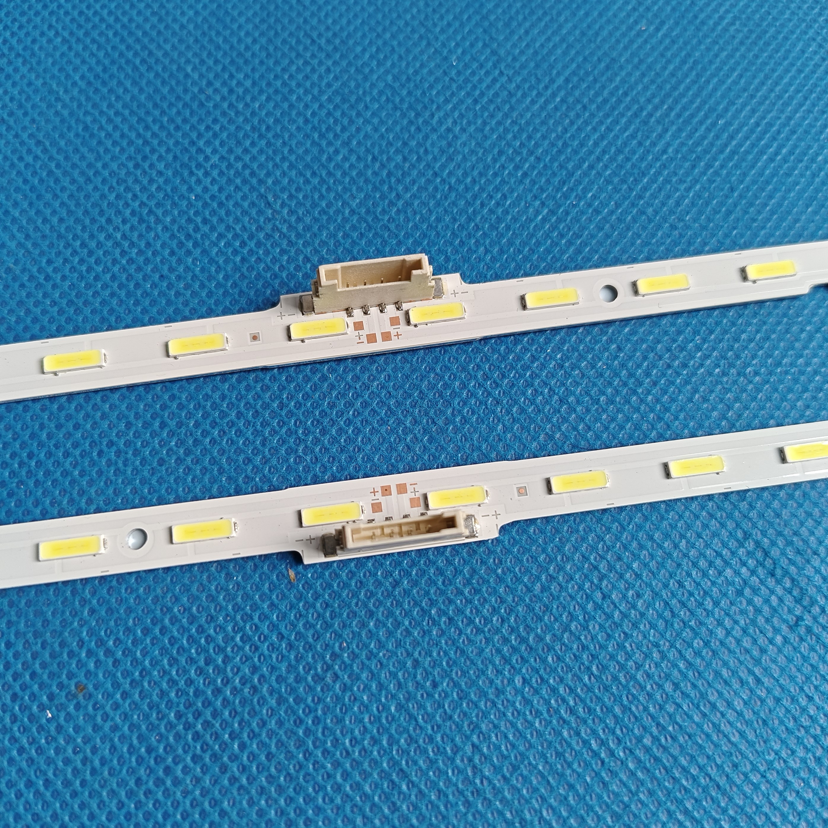 Led strips for  bn96-45952a ue50 ru 7105k ue50 ru 7025k un50 ru 7400 un50 ru 7100 ue50 nu 7099 ue50 ru 7092u un50 nu 7300 ue50 ru 7100 ua50 ru 7100