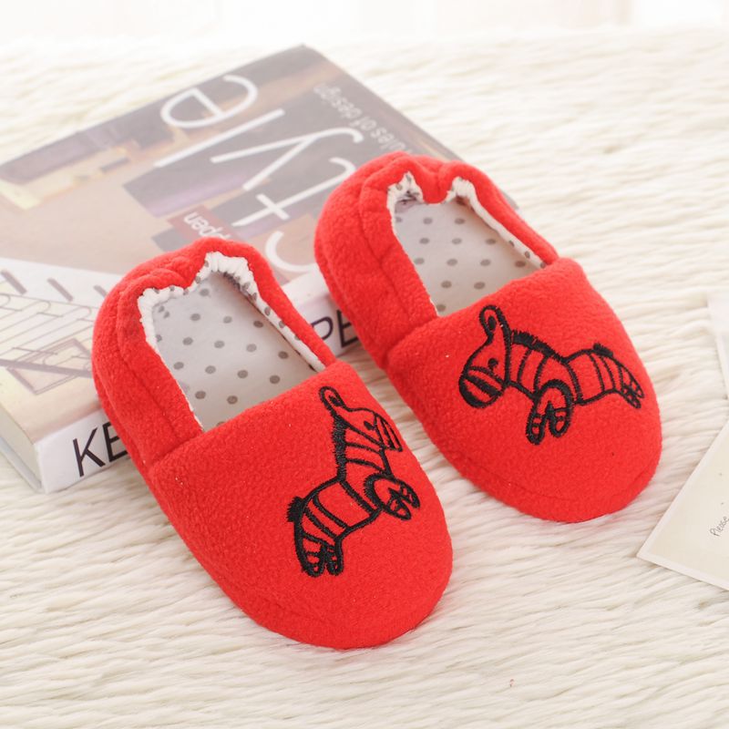 Cartoon Zebra Kids Warm Shoes Boys Girls Soft-soled Slippers Kids Winter And Autumn Indoor Child Home Shoes: Red / 4(Insole 13.5 cm)