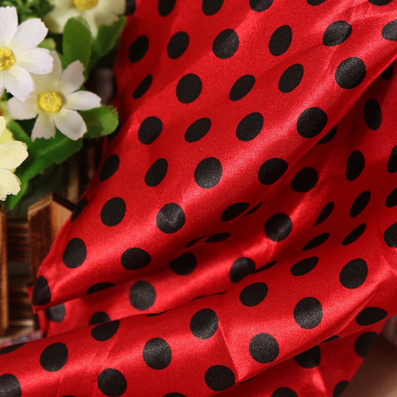 Prik skygge print punkt cap tørklæde satin tørklæde bånd kjole pyjamas stof: 5