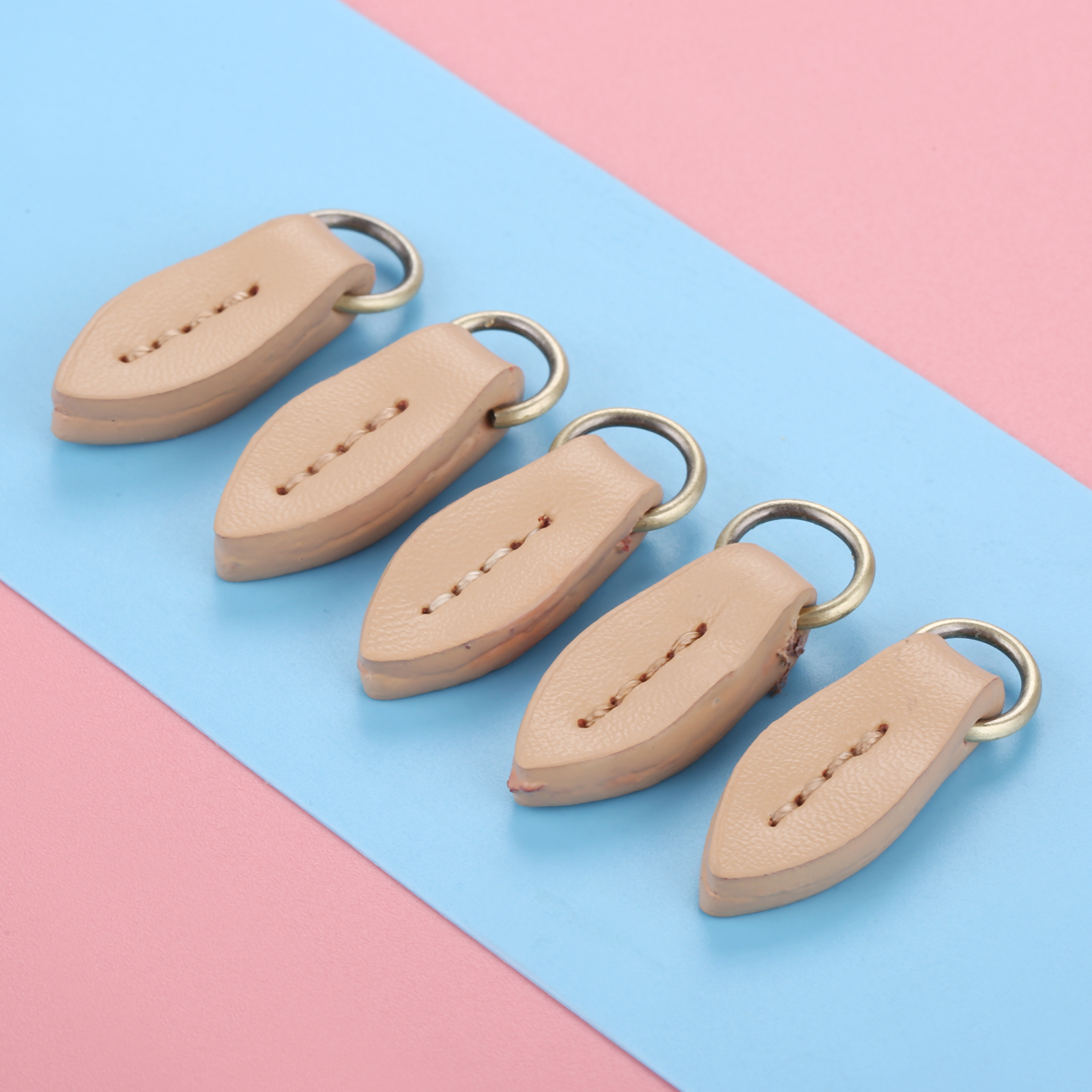 5Pcs 33*11mm Zipper Pullers Tree Leaf Shape Leather Zipper Pull Zipper Puller Replacement for Sewing Crafts Fasteners 11Color: Beige
