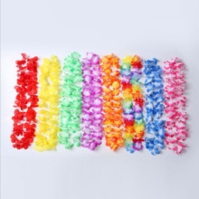 1 Pcs Hawaiian Wreath Flower Necklace Artificial Garland Hawaiian Hula Neck Ring
