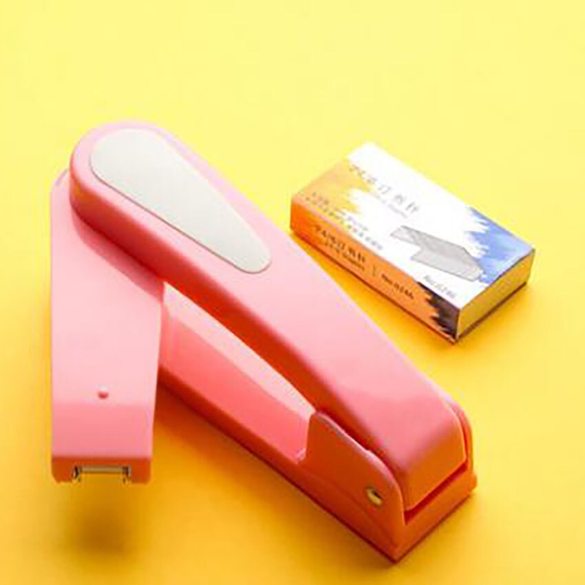 Grapadora multifuncional con rotación de 360 grados, grapadora de encuadernación de costura central de 9cm, grapadora de datos de archivo de encuadernación de estudiantes de oficina, uso de grapas 24/6: Pink