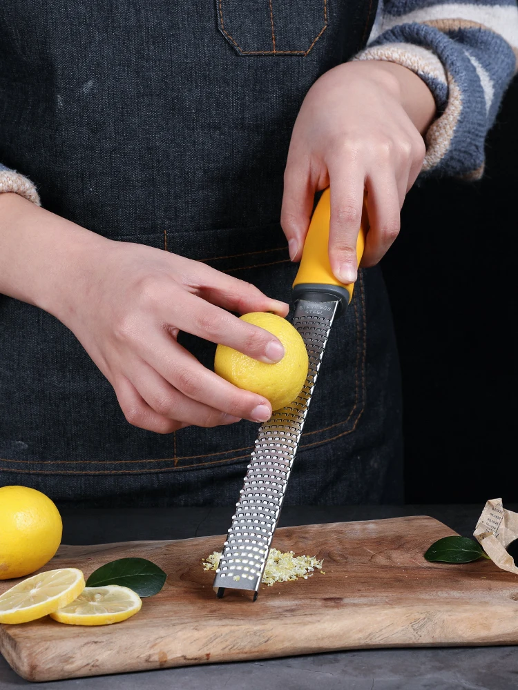 Stainless steel grater lemon scraper wiping knife cheese cheese chocolate shaving knife kitchen gadgets