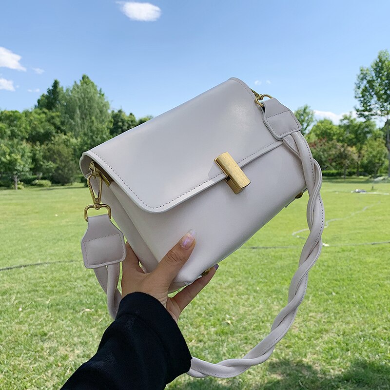 Couleur unie sac fourre-tout carré en cuir PU femmes sac à main voyage épaule sac de messager sac à aisselles