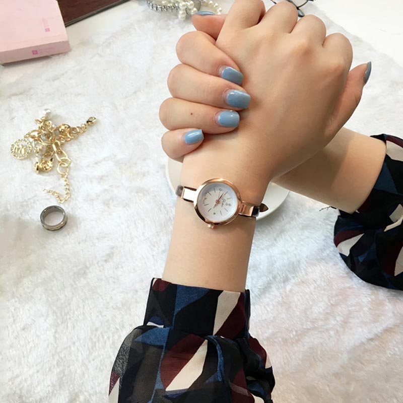 Reloj de cuarzo con correa de cuero fino para mujer, Retro cronógrafo de pulsera, de cristal y circonita, color marrón, femenino